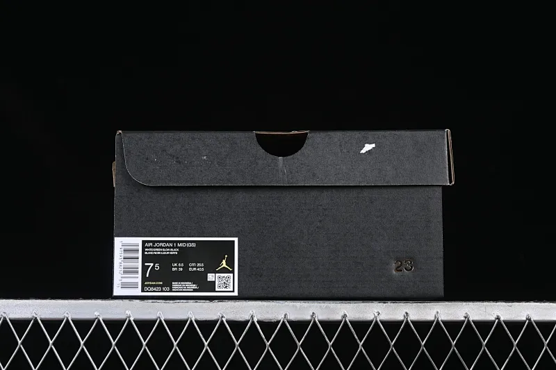 All categories Air Jordan Jordan series basketball shoes Air Jordan 1 Mid Air Jordan 1 Mid AJ1 Joe 1 black and white silver mid-top cultural and casual sneakers DQ8423-103
